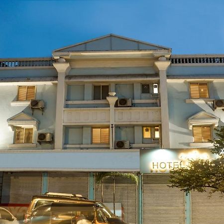 Treebo Trip Meadow Inn Mumbai Dış mekan fotoğraf