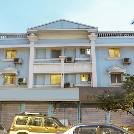 Treebo Trip Meadow Inn Mumbai Dış mekan fotoğraf